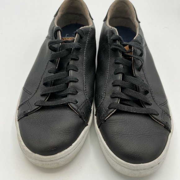 margo leather sneaker